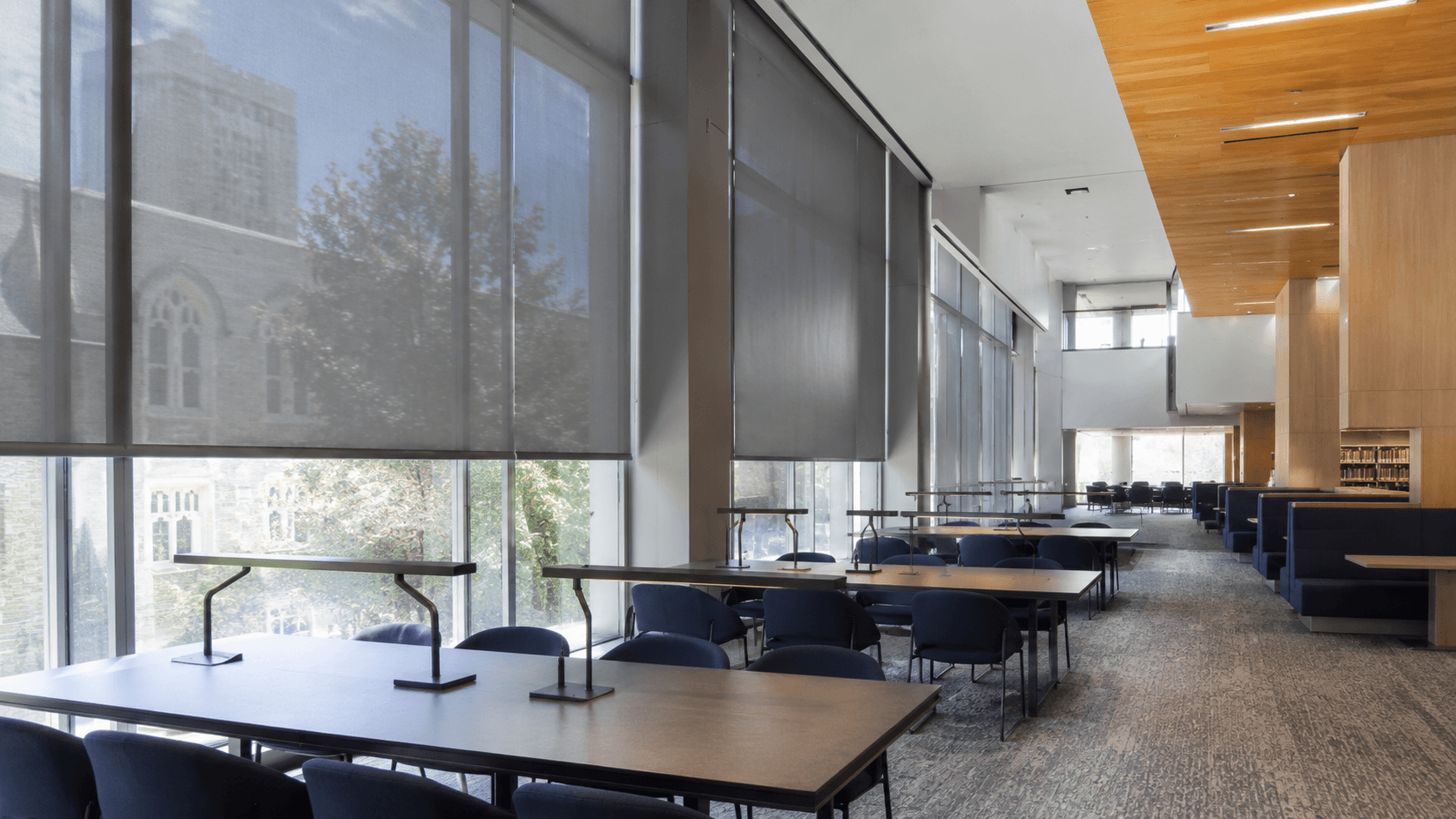 Classroom glazing with solar screens holding even daylight on the work plane